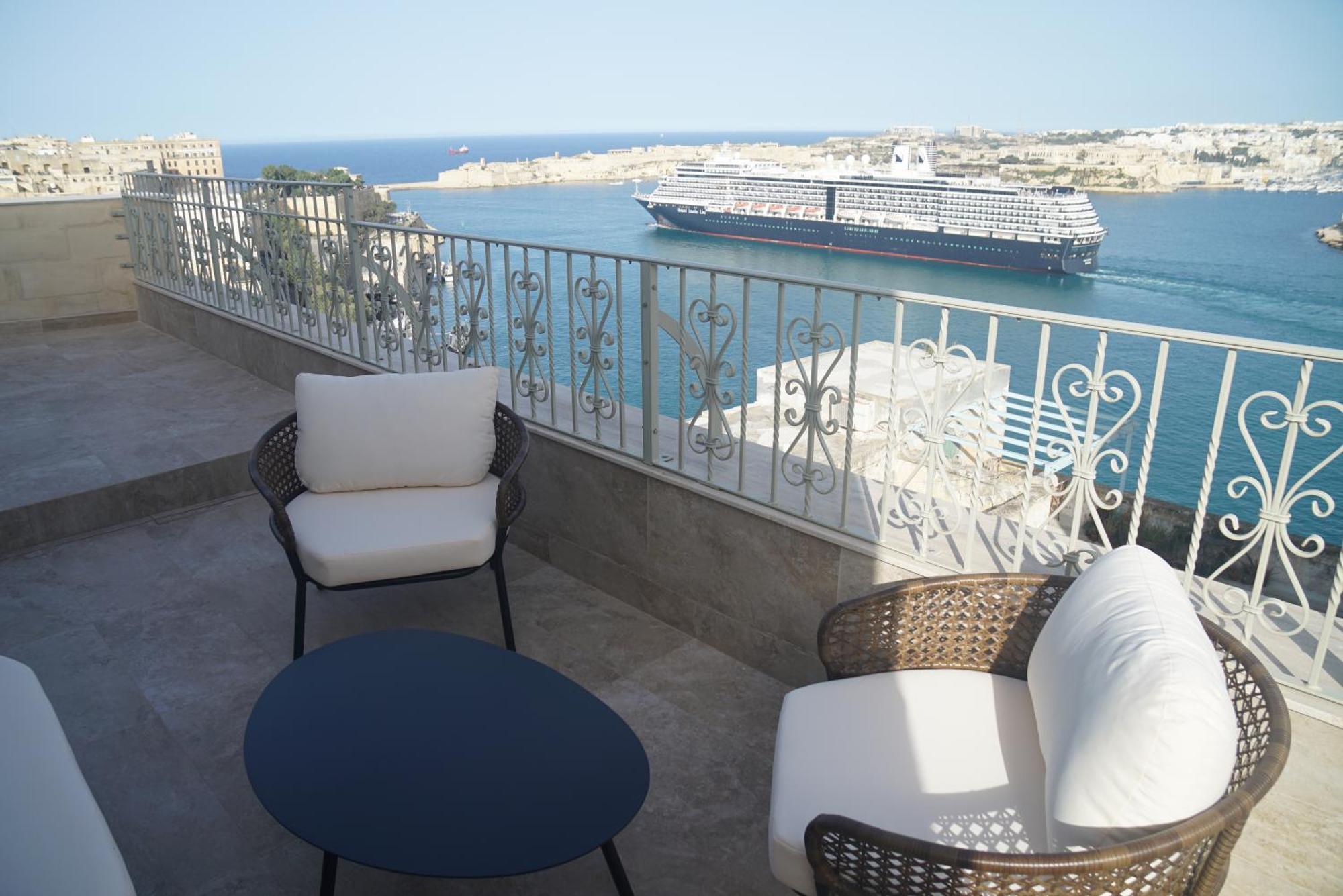 Battery House Hotel Valletta Bagian luar foto