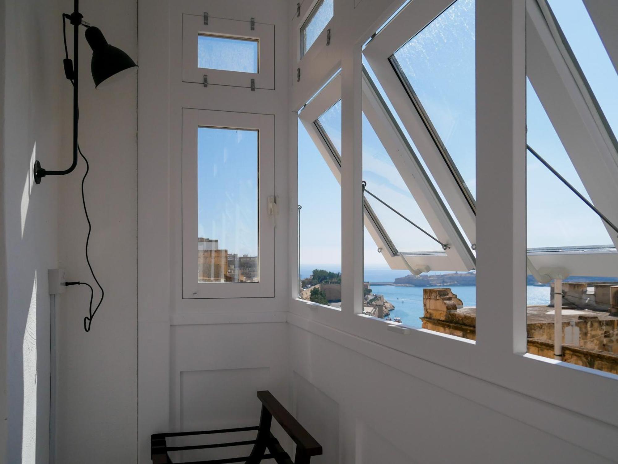 Battery House Hotel Valletta Ruang foto