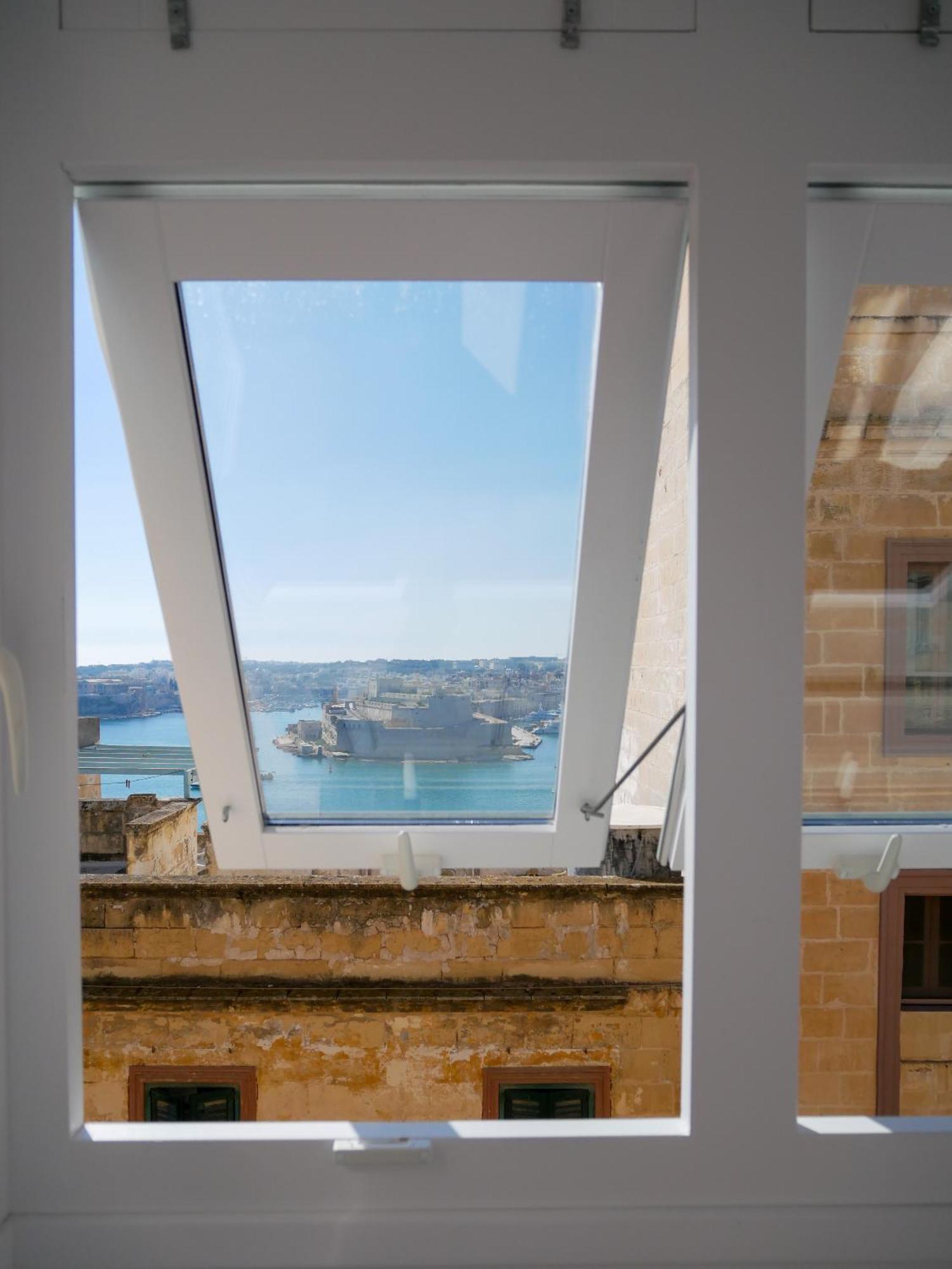 Battery House Hotel Valletta Bagian luar foto