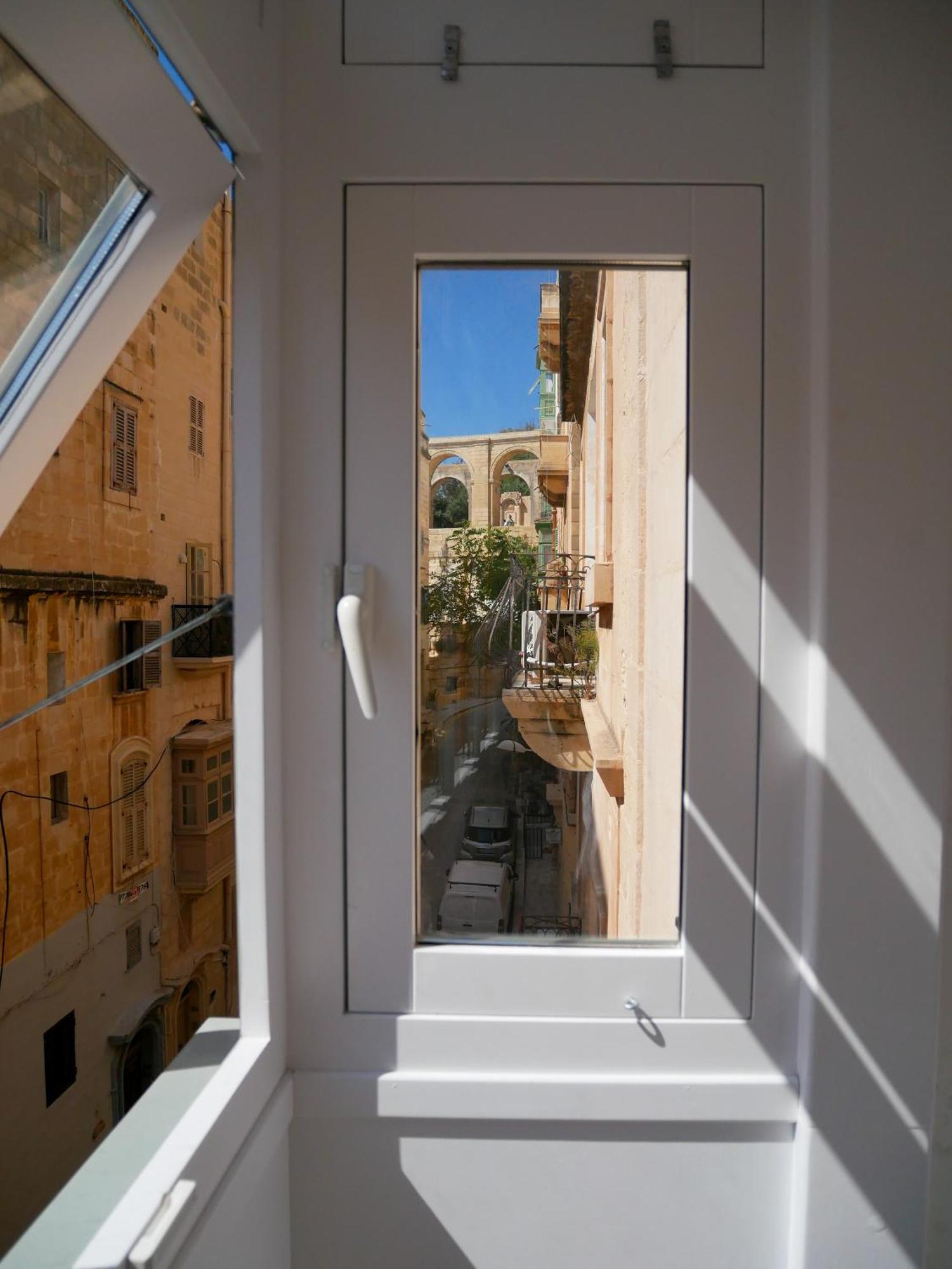 Battery House Hotel Valletta Ruang foto